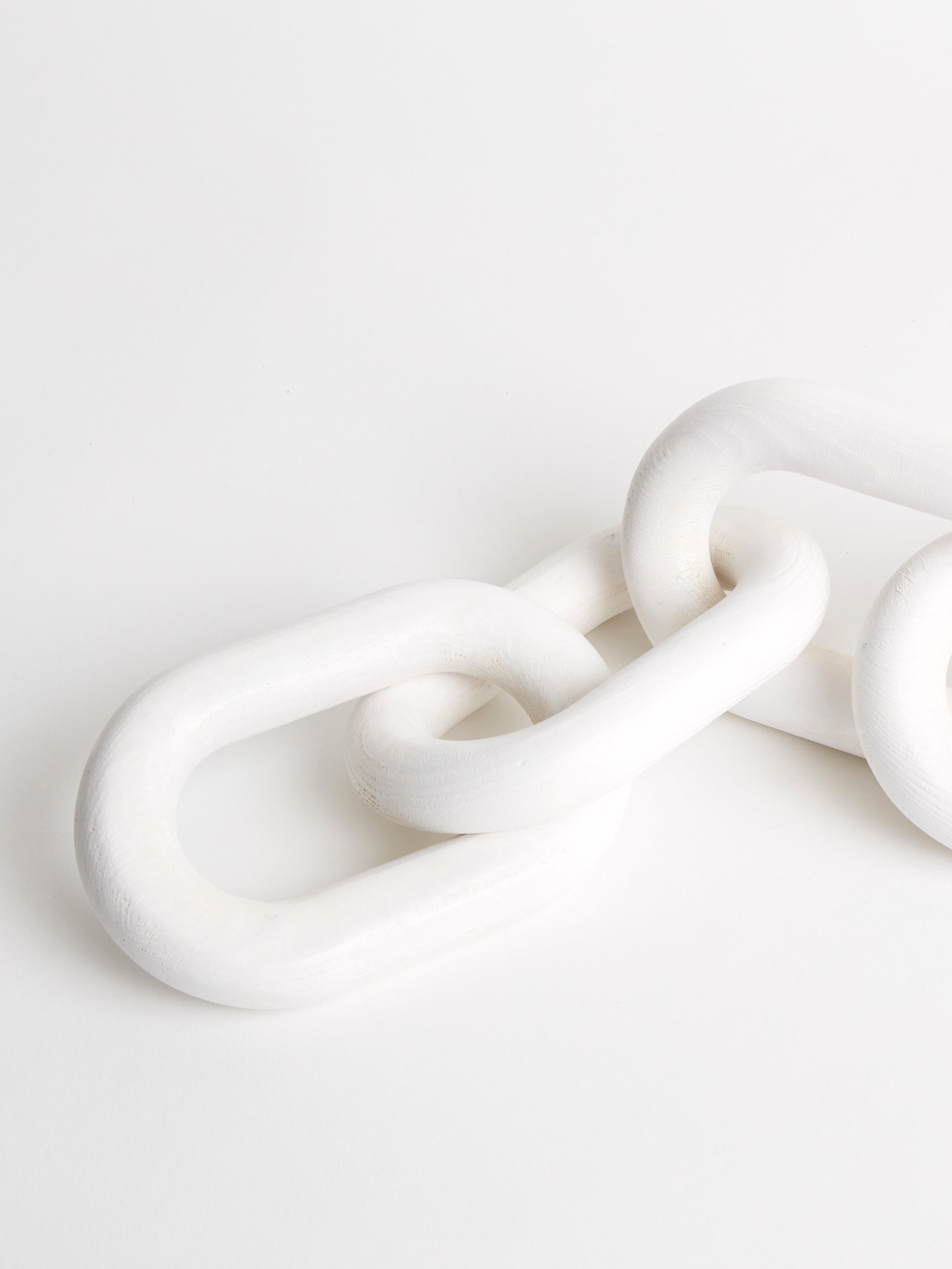 Octavia Chain Ornament