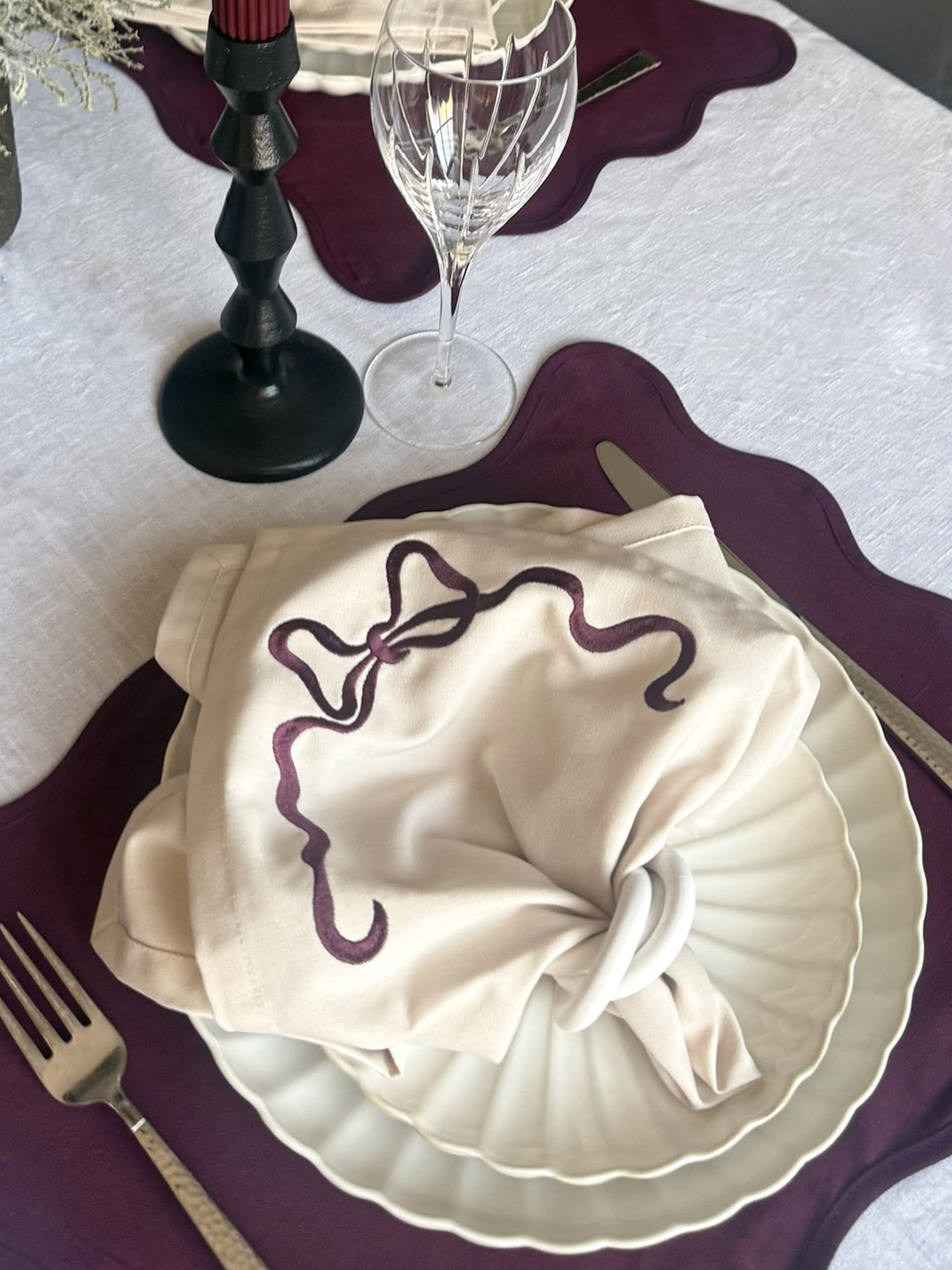 Alma Bow Napkin (Set of 4)
