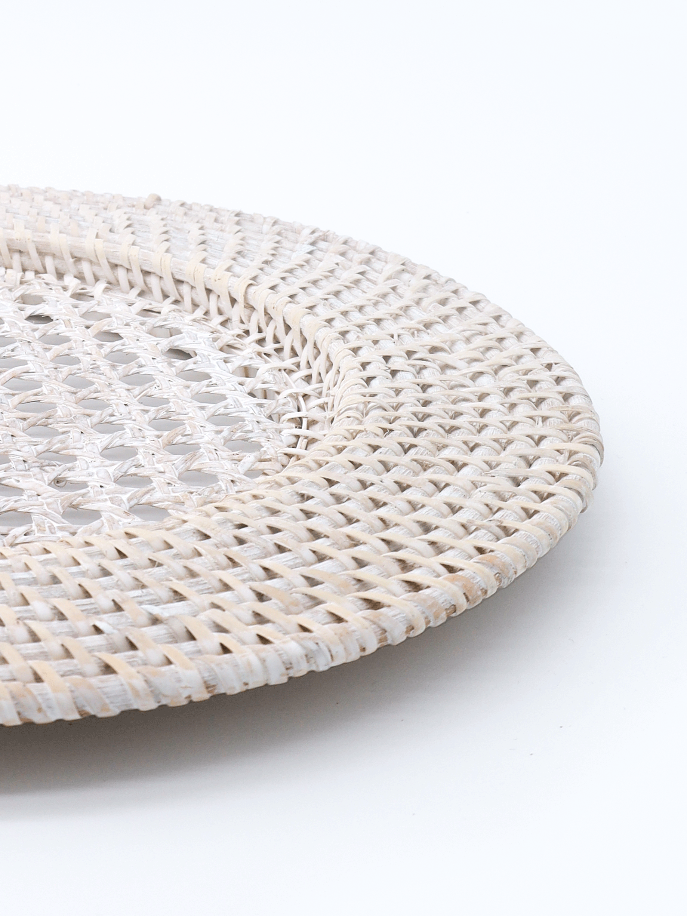 Rattan Charger in White