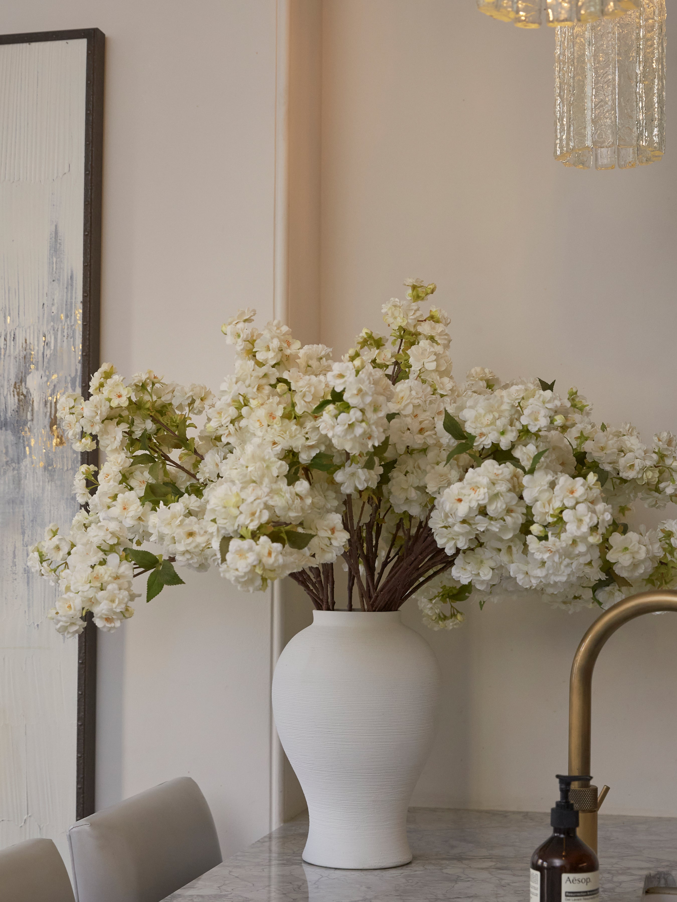 Elena Vase
