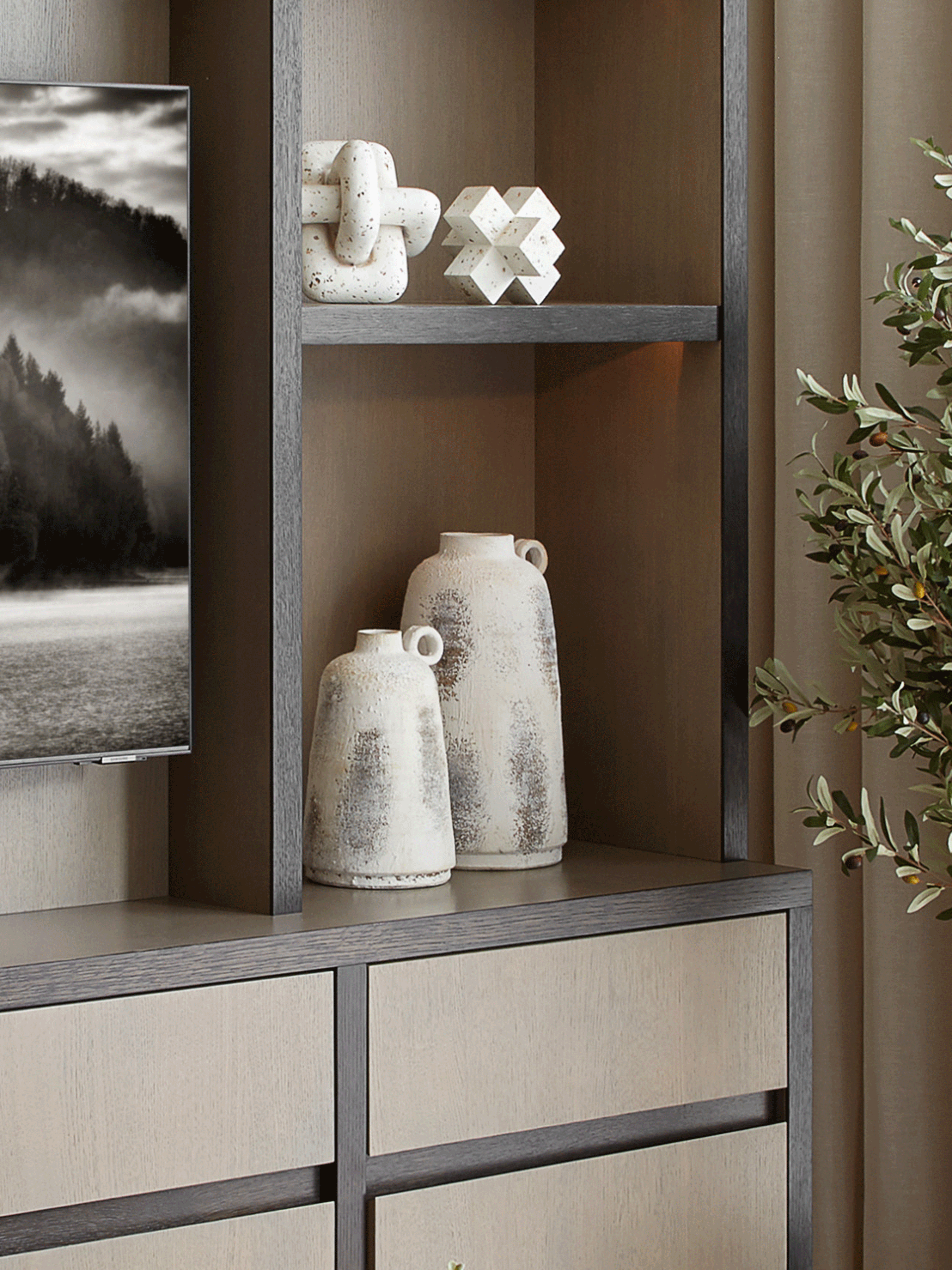 Loop Ceramic Vase